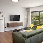 Amazing In With House A Panoramic View Vikendica *