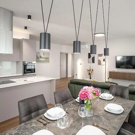 Amazing In With House A Panoramic View Ferienhaus Vrsar