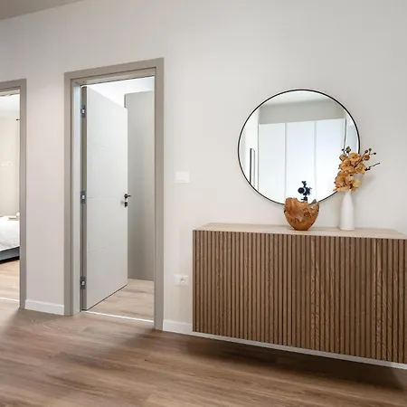 Amazing In With House A Panoramic View *