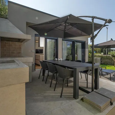 Ferienhaus Amazing In With House A Panoramic View *