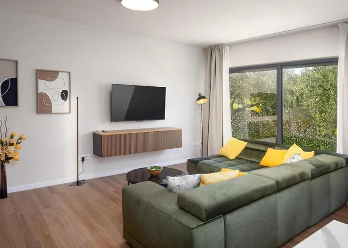Amazing In With House A Panoramic View 펜션 *