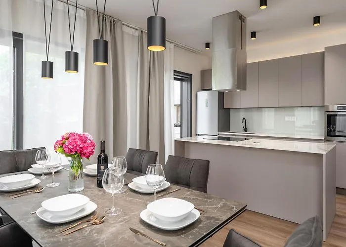 Vikendica Amazing In With House A Panoramic View *